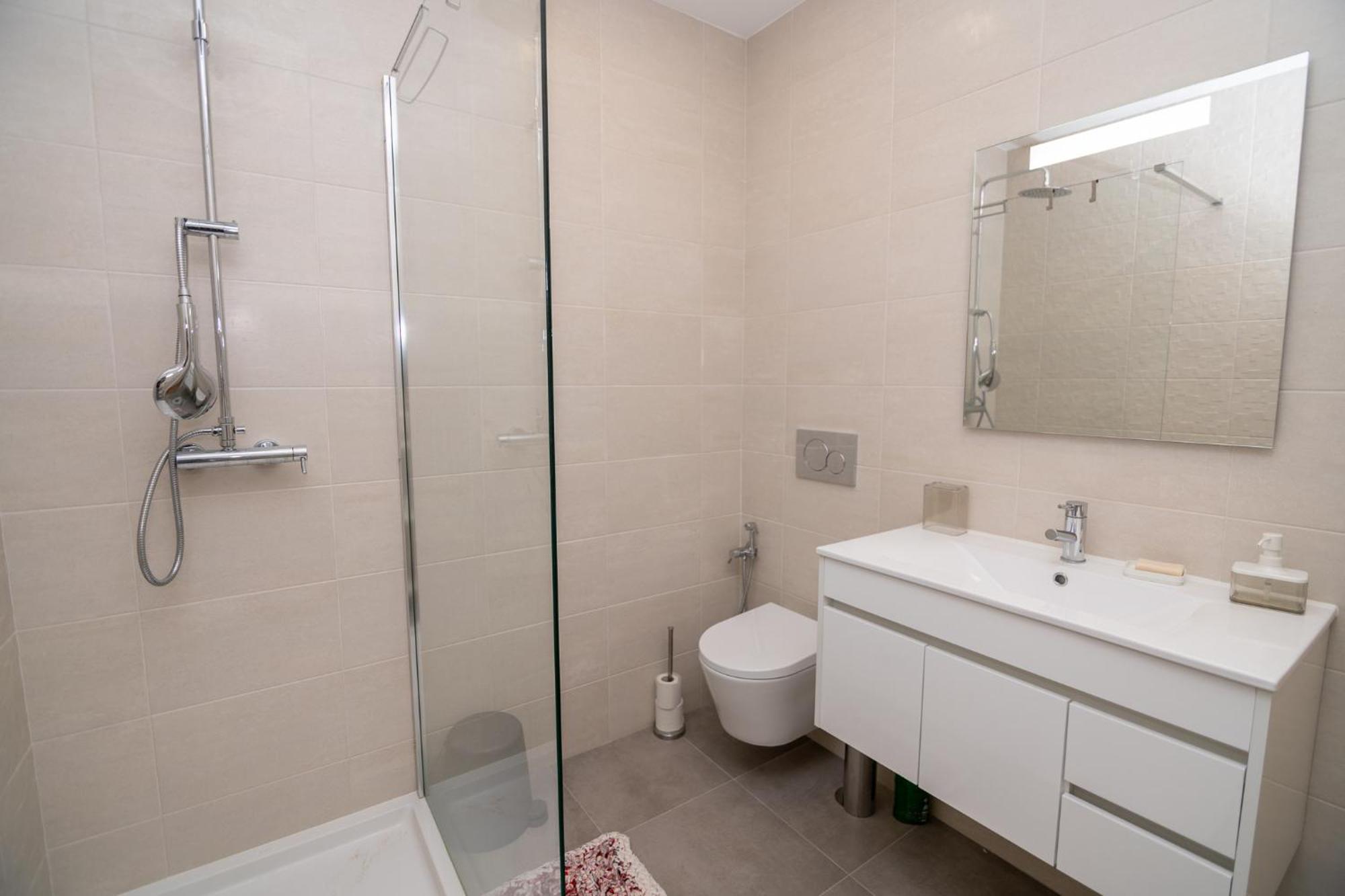 2 Bedroom By Innkeeper Apartment *